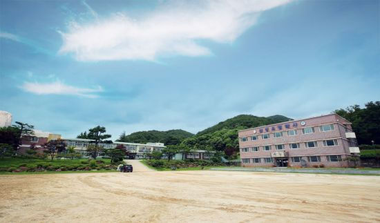 [산청=뉴시스] 산청군청 우정학사 *재판매 및 DB 금지 *재판매 및 DB 금지