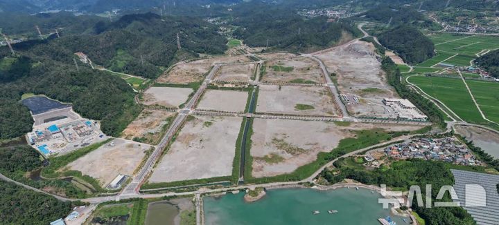 [창원=뉴시스]경남 하동 대송산업단지 전경.(사진=경남도 제공) 2025.01.22.photo@newsis.com