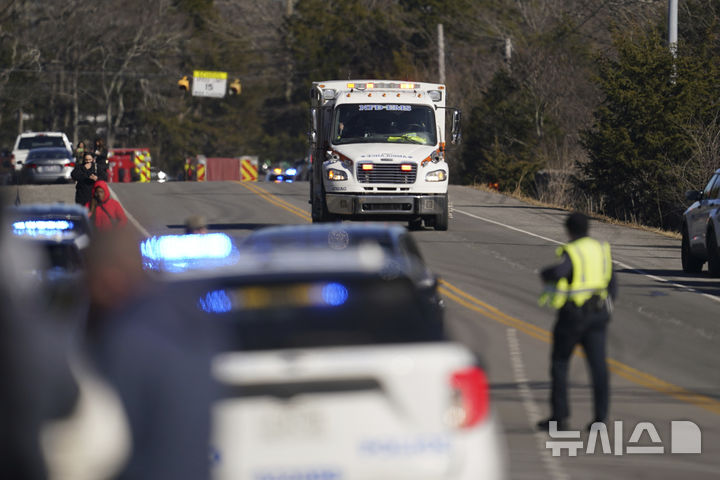 [워싱턴=AP/뉴시스] ﻿﻿미국 미시시피주 북동부에서 지난 9일(현지 시간) 저녁 연쇄 총격 사건이 발생해 6명이 숨졌다. 사진은 미국 테네시주 내슈빌 총기사건 현장. 2026.01.11