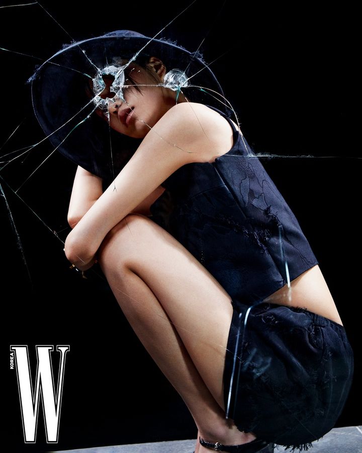 [서울=뉴시스] 조유리. (사진=더블유 코리아 제공) 2025.01.23. photo@newsis.com *재판매 및 DB 금지