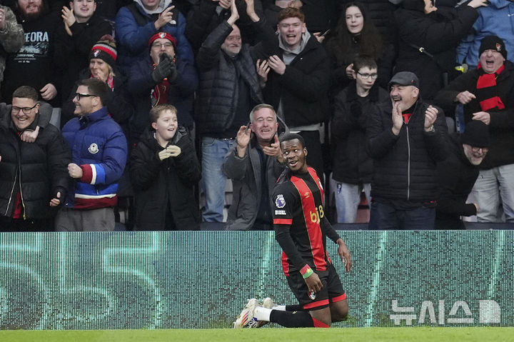 [본머스=AP/뉴시스]EPL 본머스 공격수 와타라. 2025.01.25.