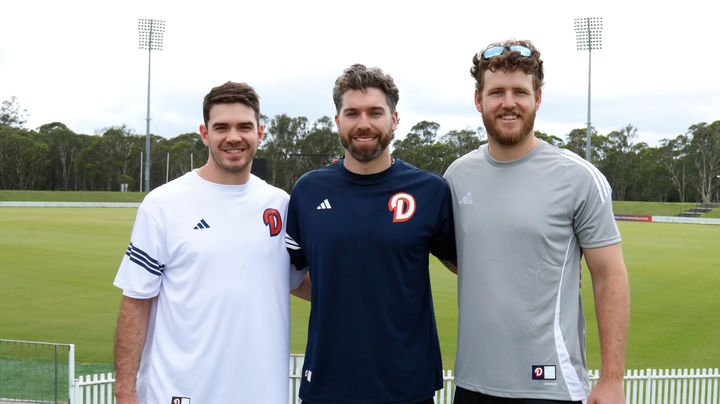 [서울=뉴시스] 호주 스프링캠프에 합류한 두산 베어스의 외국인 선수. 사진 왼쪽부터 잭 로그, 제이크 케이브, 콜 어빈. (사진 = 두산 베어스 제공) *재판매 및 DB 금지