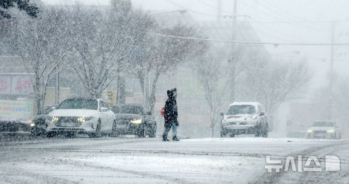 전북 전역 대설주의보…아침까지 3~8㎝ 눈