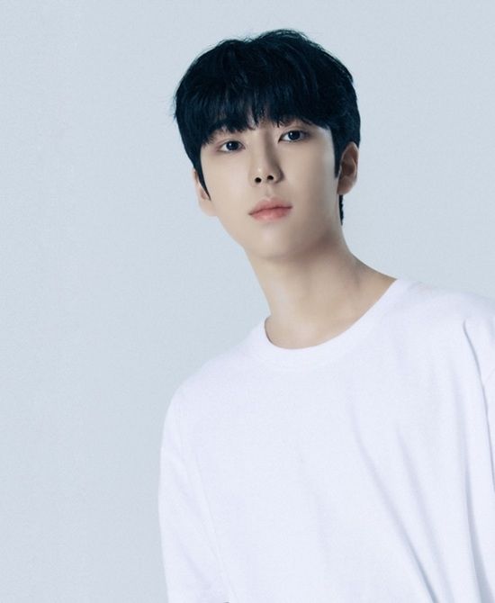 [서울=뉴시스] 그룹 '아크'(ARrC)의 새 멤버 앤디. (사진=미스틱스토리 제공) 2025.01.31 photo@newsis.com *재판매 및 DB 금지