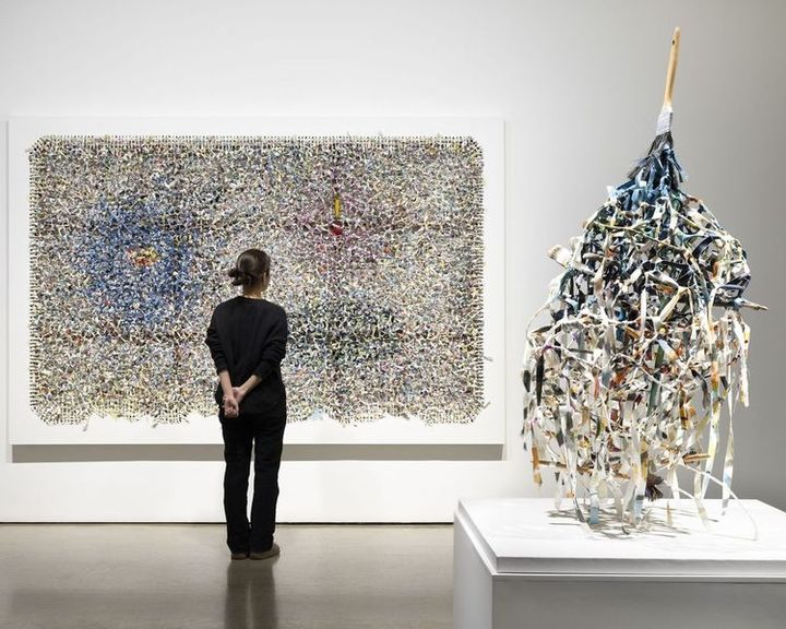 신성희 《꾸띠아주, 누아주》 전시 전경 *재판매 및 DB 금지