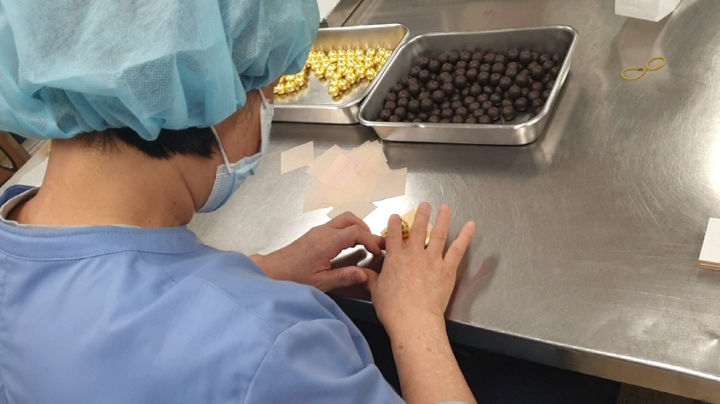 [서울=뉴시스] 환제 제조 장면. 2025.02.06. (사진=서울시 민생사법경찰국 제공) *재판매 및 DB 금지