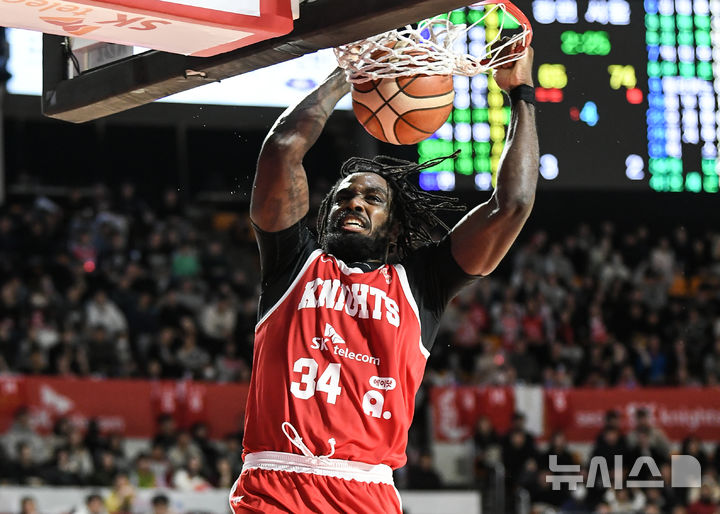 [서울=뉴시스]프로농구 서울 SK 자밀 워니. (사진=KBL 제공)