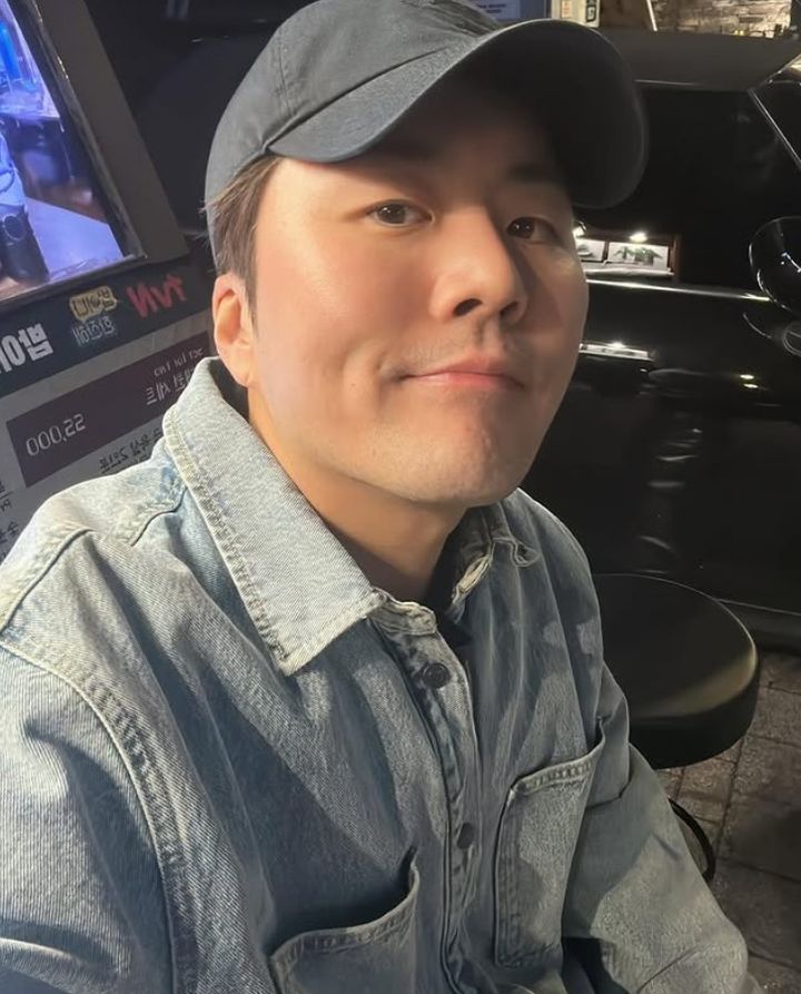 [서울=뉴시스] 가수 이루.(사진=이루 인스타그램 갈무리) *재판매 및 DB 금지