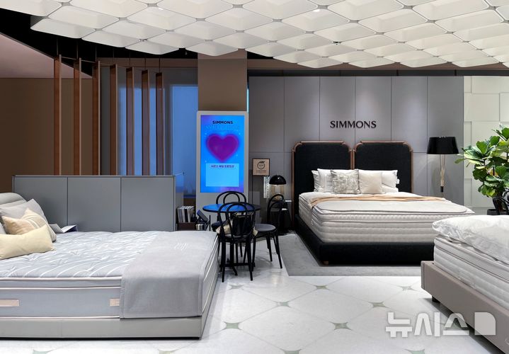 [서울=뉴시스] 시몬스 침대, 신세계백화점 '라이프스타일 위크' 참여. (사진= 시몬스 제공)