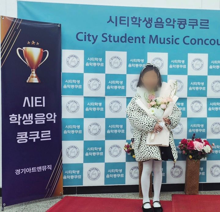 [서울=뉴시스] 배우 안재욱이 딸의 첫 피아노 콩쿠르 대회 수상을 축하했다. (사진=안재욱 인스타그램 캡처) 2025.02.10. photo@newsis.com *재판매 및 DB 금지