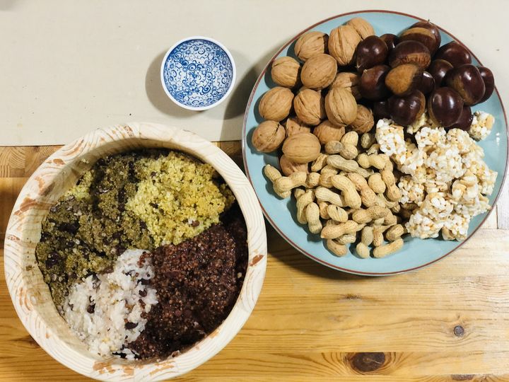 [세종=뉴시스] 오곡밥과 부럼. (사진=한국물가정보 제공) *재판매 및 DB 금지