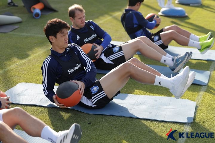 [서울=뉴시스] 프로축구 K리그1 울산 HD의 이청용. (사진=한국프로축구연맹 제공) *재판매 및 DB 금지