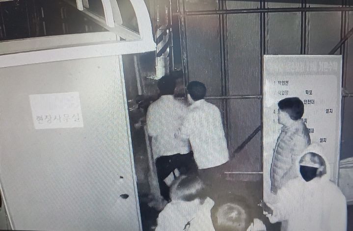 아카데미극장 철거 당시 동영상 캡처. *재판매 및 DB 금지