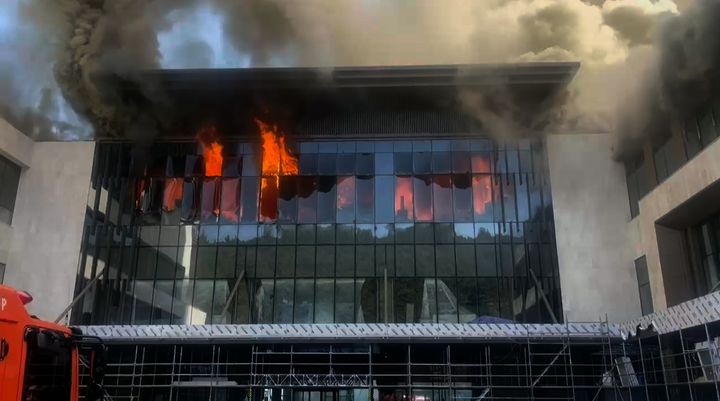 '안전'은 뒷전, 오직 공기 단축만…결과는 '6명 사망' 비극[반얀트리 참사 1주기①]