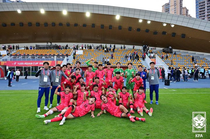 [서울=뉴시스] 이창원 감독이 이끄는 U-20 남자 축구 대표팀. (사진=대한축구협회 제공) *재판매 및 DB 금지