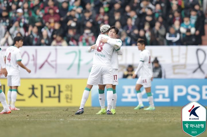 [서울=뉴시스] 하나은행 K리그1 2025 시즌 1호골을 기록한 대전하나시티즌의 최건주. (사진=한국프로축구연맹 제공) *재판매 및 DB 금지
