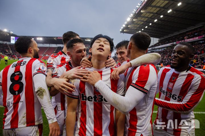 [서울=뉴시스] 잉글랜드 프로축구 챔피언십(2부 리그) 스토크 시티의 배준호. (사진=스토크 시티 SNS 캡처) *재판매 및 DB 금지