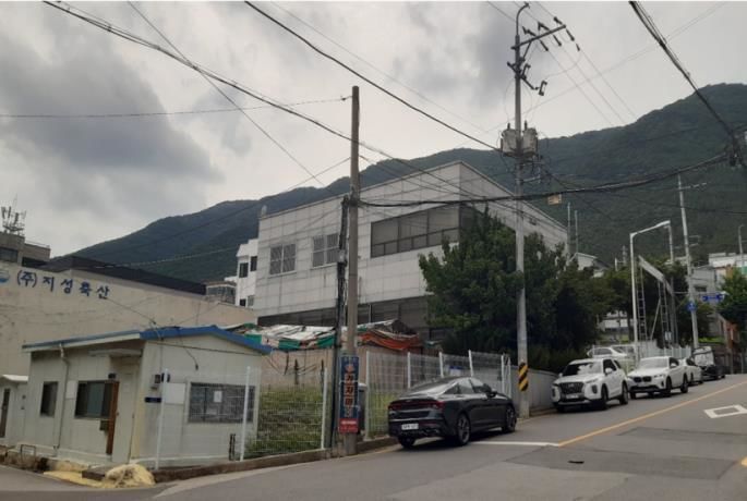 [양산=뉴시스] 신동중 공영주차장 예정부지. (사진=양산시 제공) 2025.02.18. photo@newsis.com *재판매 및 DB 금지