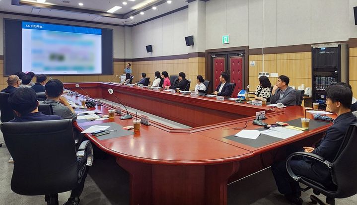 [대전=뉴시스]대전테크노파크는 20일부터 25일까지 사회문제 해결을 위한 공공수요 기반 문제해결형 실증지원 사업에 참여할 기업을 모집한다. (사진=대전 TP제공) 2025. 02 photo@newsis.com *재판매 및 DB 금지