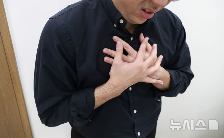 암 상대생존율 70% 시대…취약계층 검진 격차는 과제