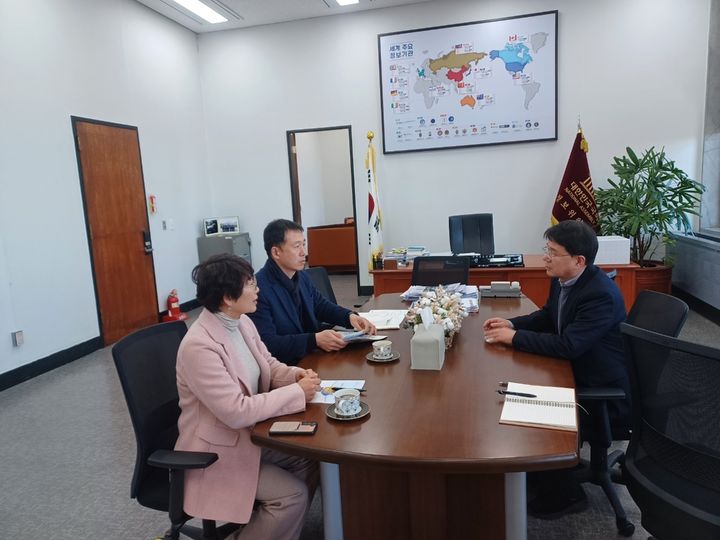 국회 간 합천군, "현안사업 국비 지원" 건의 등[합천소식]
