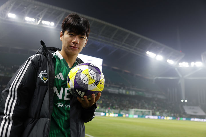[서울=뉴시스] 프로축구 K리그1 전북현대의 전진우. (사진=한국프로축구연맹 제공) *재판매 및 DB 금지