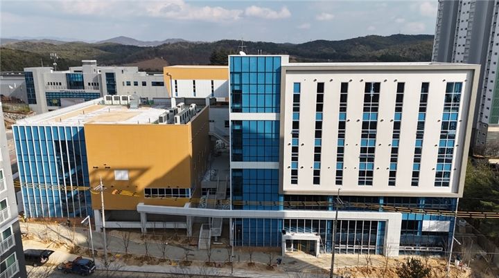 [울산=뉴시스] 울산 울주군은 범서읍 구영리 210-9번지 일대에 건립 추진 중인 ‘중부 종합복지타운’을 오는 28일 준공한다고 18일 밝혔다. (사진= 울주군 제공) 2025.02.18.photo@newsis.com *재판매 및 DB 금지