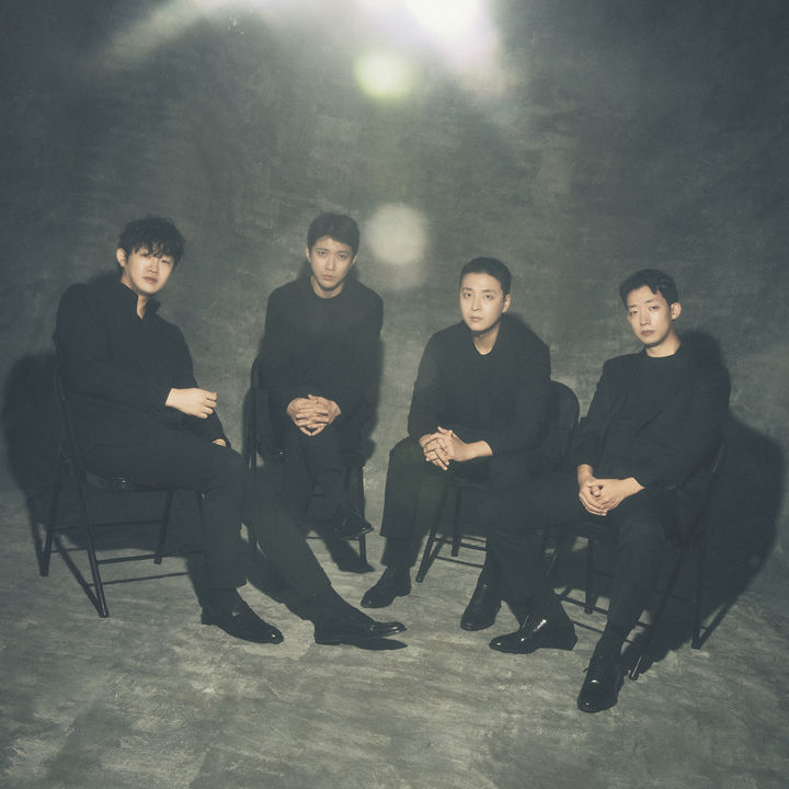 [서울=뉴시스] 노부스 콰르텟. (왼쪽부터) 바이올리니스트 김재영 ·김영욱, 비올리스트 김규현, 첼리스트 이원해(사진=ⓒJino Park, 목프로덕션 제공) 2025.02.18. photo@newsis.com *재판매 및 DB 금지