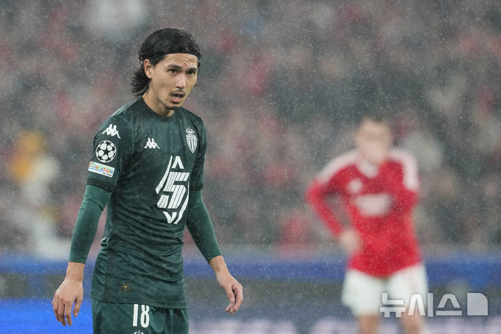 [리스본=AP/뉴시스] 프랑스 프로축구 리그앙 AS 모나코의 미나미노 타쿠미. 2025. 2. 18.