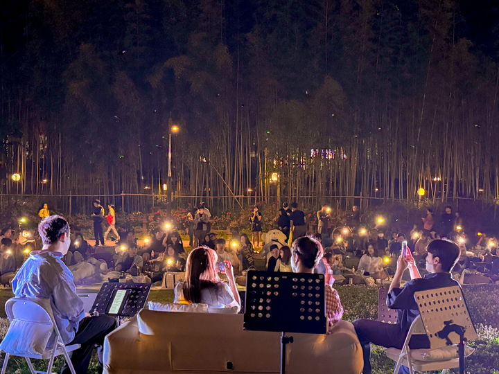 [진주=뉴시스]진주시, 야간 남강별밤 피크닉.(사진=진주시 제공).2025.02.19.photo@newsis.com *재판매 및 DB 금지