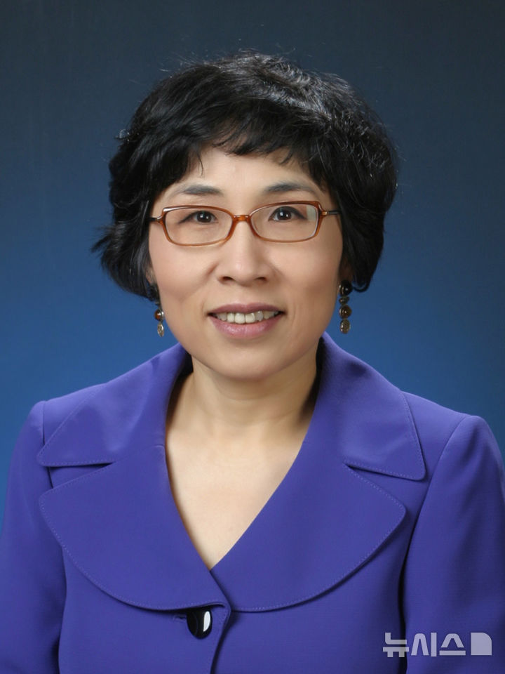 [서울=뉴시스]KB금융지주 신임 사외이사 후보 차은영 이화여대 경제학과 교수.(사진=KB금융 제공). 2025.02.19. photo@newsis.com 