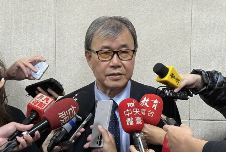 [서울=뉴시스] 정잉야오 대만 교육부장이 20일 중국 통일전선공작부 산하 대학과의 교류금지를 발표하고 있다.(출처: 자유시보 캡처) 2025.02.20. *재판매 및 DB 금지