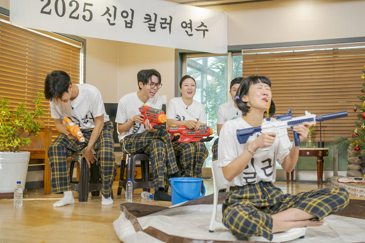 [주말의 OTT] 신동엽·이수지 시트콤 출격