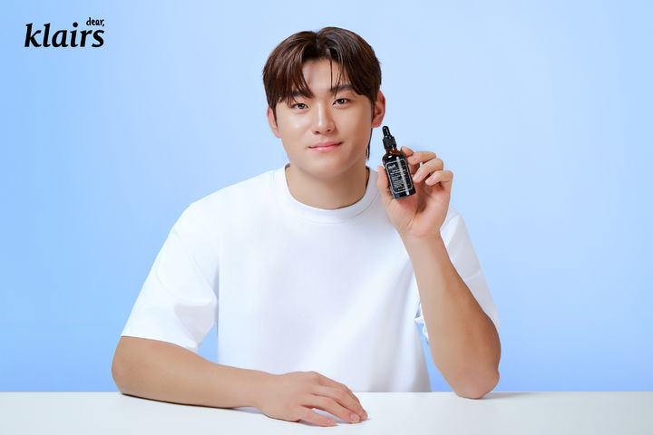 디어, 클레어스 앰배서더로 선정된 KIA 김도영 선수.(사진=위시컴퍼니 제공) *재판매 및 DB 금지