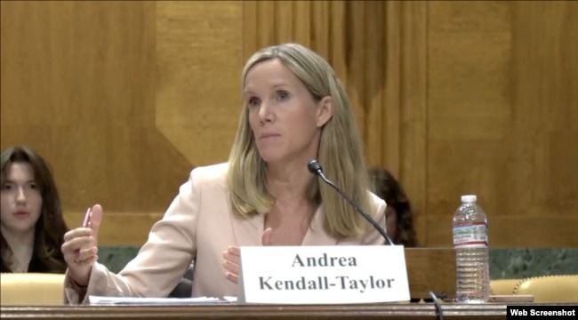 [서울=뉴시스]안드레아 켄달-테일러 미국신안보센터(CNAS) 선임연구원이 지난 20일(현지시각) 미 의회 산하 미중 경제안보검토위원회(USCC) 청문회에서 발언하고 있다. (출처=위원회 웹사이트. VOA에서 재인용) 2025.2.22. *재판매 및 DB 금지