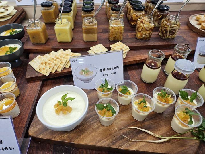 [증평=뉴시스] 충북 증평인삼으로 개발한 제품들. (사진=증평군 제공) photo@newsis.com *재판매 및 DB 금지