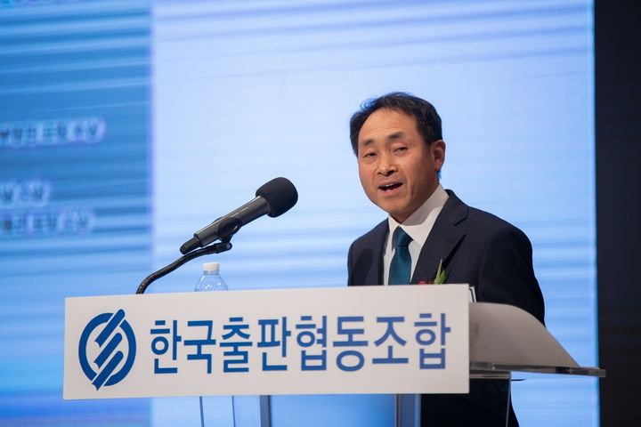 [서울=뉴시스] 한국출판협동조합 제43대 이사장에 선출된 주정관 북스토리 대표(사진=한국출판협동조합 제공) 2025.02.24. photo@newsis.com *재판매 및 DB 금지