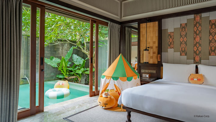 [서울=뉴시스] 카카오가 안다즈 발리에 이어 L7 웨스트 레이크 하노이 바이 롯데와 카카오프렌즈 캐릭터 사용에 대한 라이선스 계약을 체결했다고 25일 밝혔다. 사진은 안다즈 발리 패키지 (사진=카카오 제공) *재판매 및 DB 금지