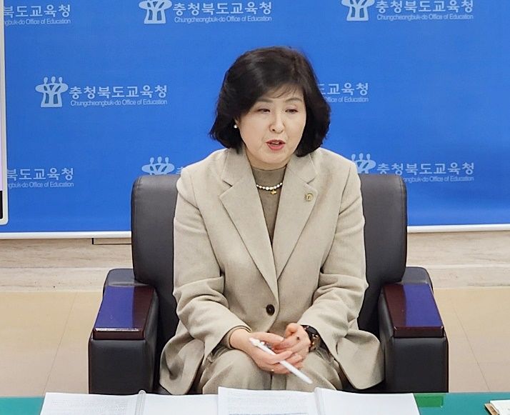 조선진 충북교육청 인성시민과장이 25일 도교육청 브리핑실에서 마음건강 119원스톱 서비스 운영 방안을 설명하고 있다.2025.02.25.kipoi@mewsis.com *재판매 및 DB 금지
