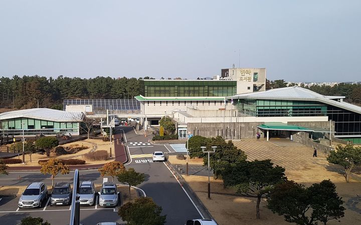 [제주=뉴시스] 제주도 한라도서관 전경. (사진=제주도 제공) photo@newsis.com *재판매 및 DB 금지