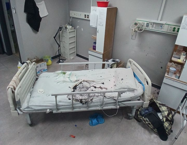 [인천=뉴시스] 26일 오전 인천 미추홀구 요양병원에서 발생한 화재 현장 모습. 이날 불은 병원측의 자체진화로 5분만에 진화됐다. (사진=인천소방본부 제공) 20225.02.26. photo@newsis.com *재판매 및 DB 금지