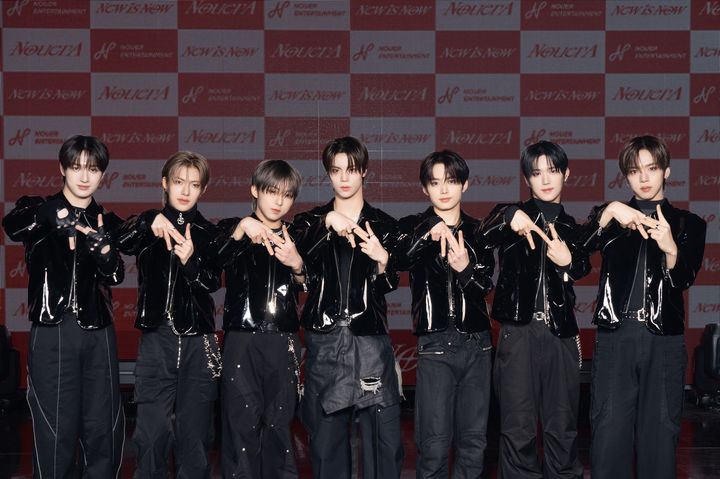  [서울=뉴시스] 신인 보이그룹 '누에라'(NouerA)가 26일 서울 용산구 블루스퀘어 마스터카드홀에서 첫 번째 미니 앨범 '챕터 : 뉴 이즈 나우'(Chapter: New is Now) 발매 기념 쇼케이스를 개최했다. (사진=누아엔터테인먼트 제공) 2025.02.26 photo@newsis.com *재판매 및 DB 금지