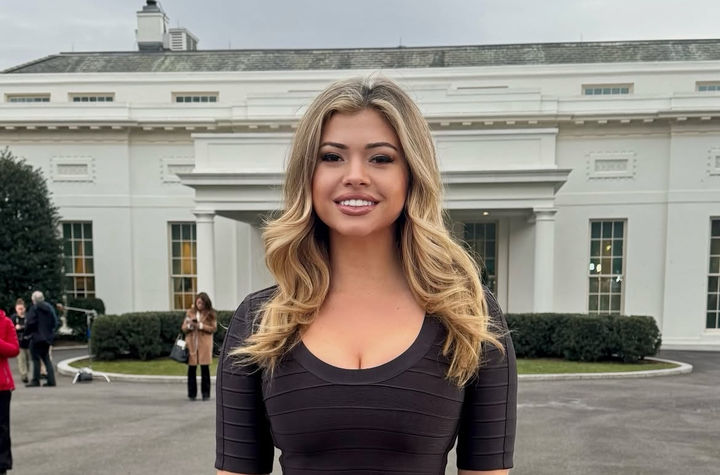 [서울=뉴시스] 23세 나탈리 윈터스는 화려하고 선정적인 패션 스타일로 사회관계망서비스(SNS)에서 화제가 됐다. (사진= 나탈리 윈터스 인스타그램 캡처 ) 2025.02.26. photo@newsis.com *재판매 및 DB 금지