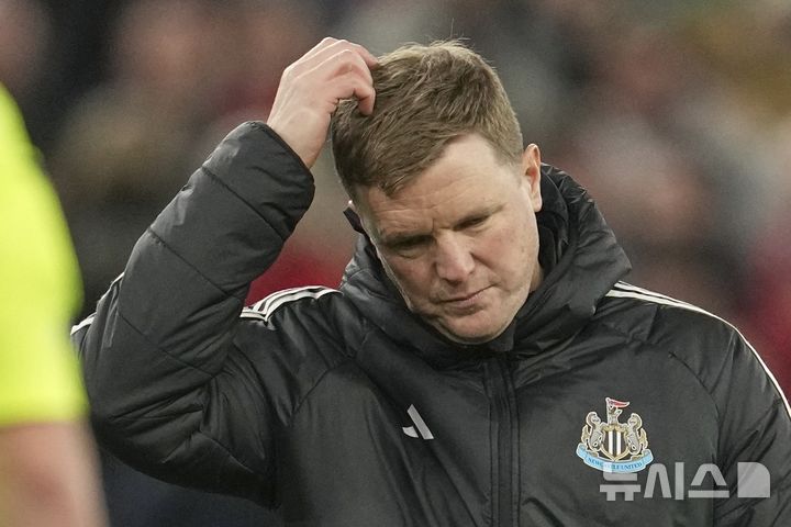 [리버풀=AP/뉴시스]뉴캐슬 하우 감독. 2025.02.26.