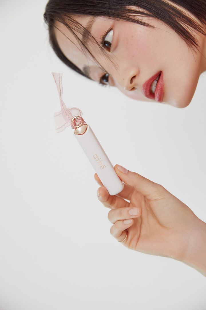 [서울=뉴시스] 생활문화기업 LF의 컨템포러리 비건 뷰티 브랜드 '아떼(athe)'가 일본에 이어 베트남 시장에도 본격 진출한다고 27일 밝혔다. (사진=LF 제공) *재판매 및 DB 금지