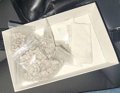 [서울=뉴시스] 서울경찰청 마약범죄수사대는 유흥업소 업주 김모(남·33)씨 등 41명을 마약류 관리에 관한 법률 위반 혐의로 검거했다고 27일 밝혔다. 사진은 압수된 마약류. (사진=서울경찰청) 2025.02.27. photo@newsis.com *재판매 및 DB 금지