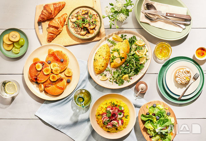 [서울=뉴시스] 이랜드파크 켄싱턴호텔앤리조트의 봄시즌 콘셉트 조식 뷔페 메뉴. photo@newsis.com