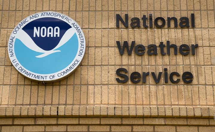 [브라운빌(미 텍사스주)=AP/뉴시스] 미국 텍사스주 브라운빌의 국립기상청 모니터링 센터. 2026. 03.17. *재판매 및 DB 금지