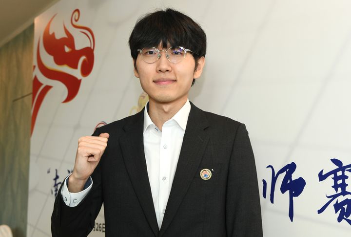 [서울=뉴시스] 제1회 난양배 월드바둑마스터스에서 우승한 신진서 9단. (사진=한국기원 제공) *재판매 및 DB 금지