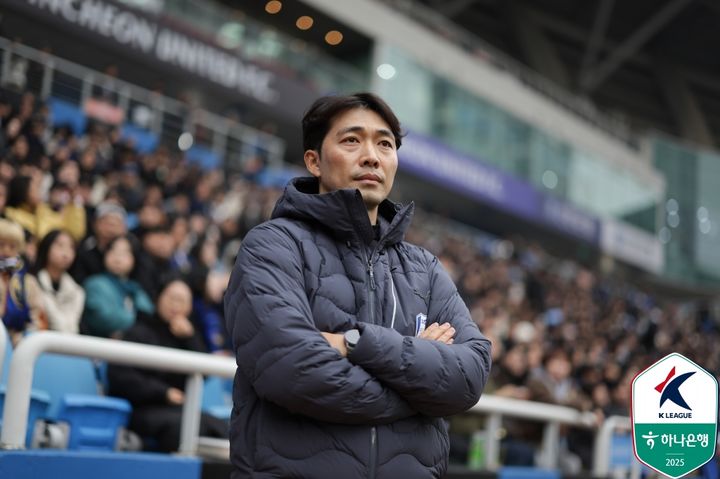 [서울=뉴시스] 프로축구 K리그2 수원삼성의 변성환 감독. (사진=한국프로축구연맹 제공) *재판매 및 DB 금지